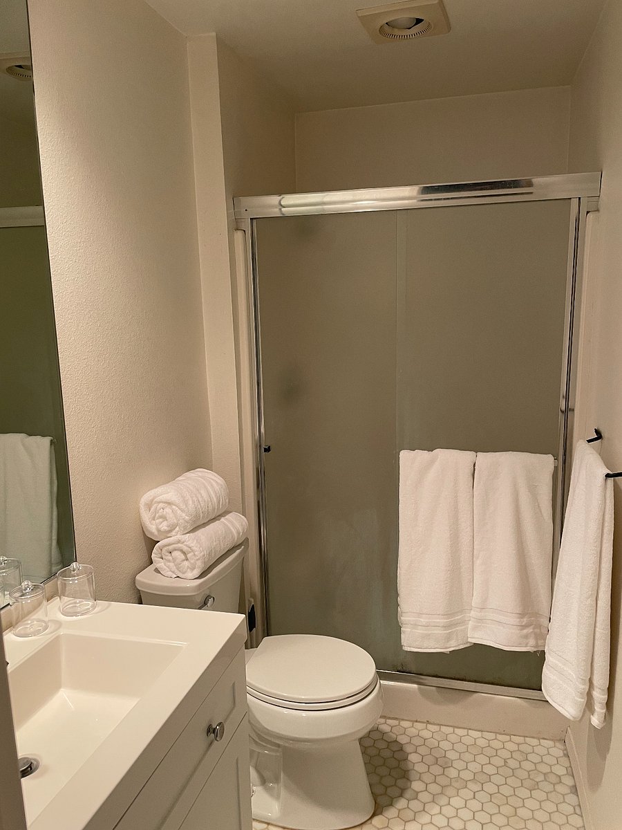 Basement Full Bathroom