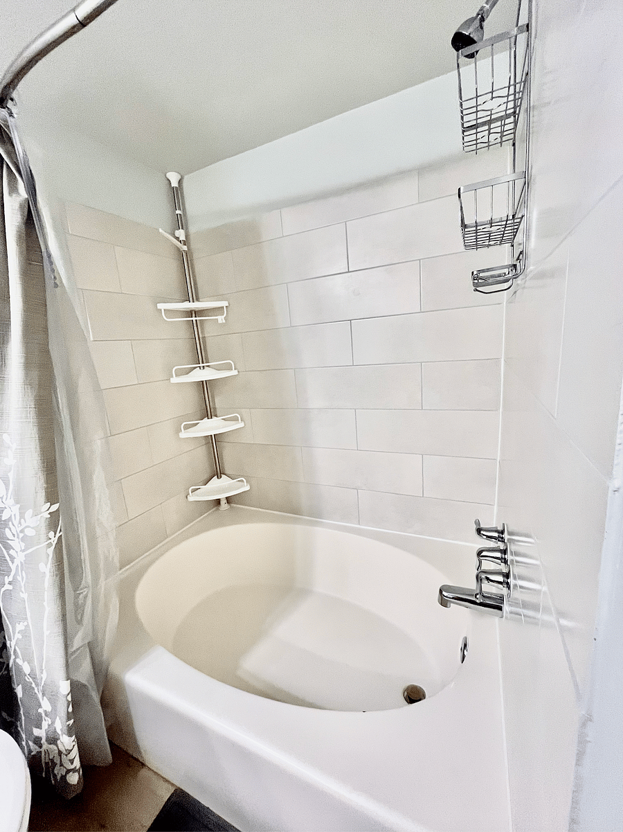Large Soaking Tub