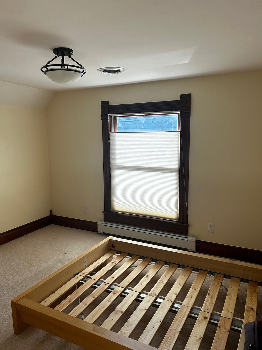 2 bedroom - matress coming3r