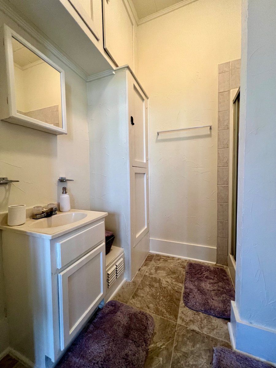 Furnished Finder property 656808_1 photo 8