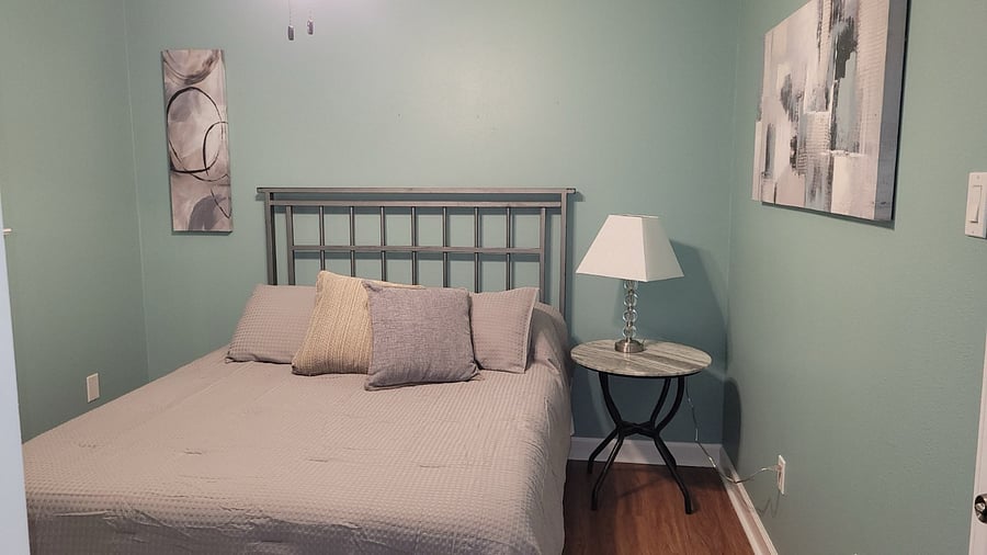 Furnished Finder property 656814_1 photo 7