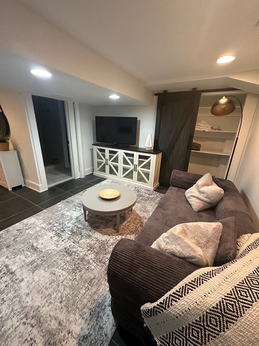 Furnished Finder property 656815_1 photo 14