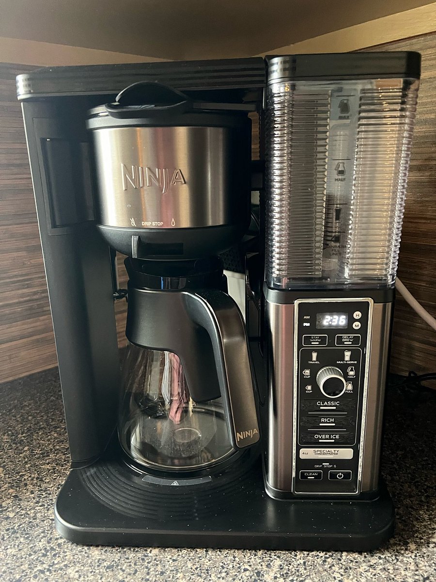 Kitchen: Coffee station.
Other amenities include: Air fryer, instant pot, everything you need to cook or meal prep, and extra storage for snacks