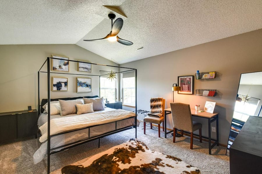 Primary Bedroom with King Size Bed, Office Space