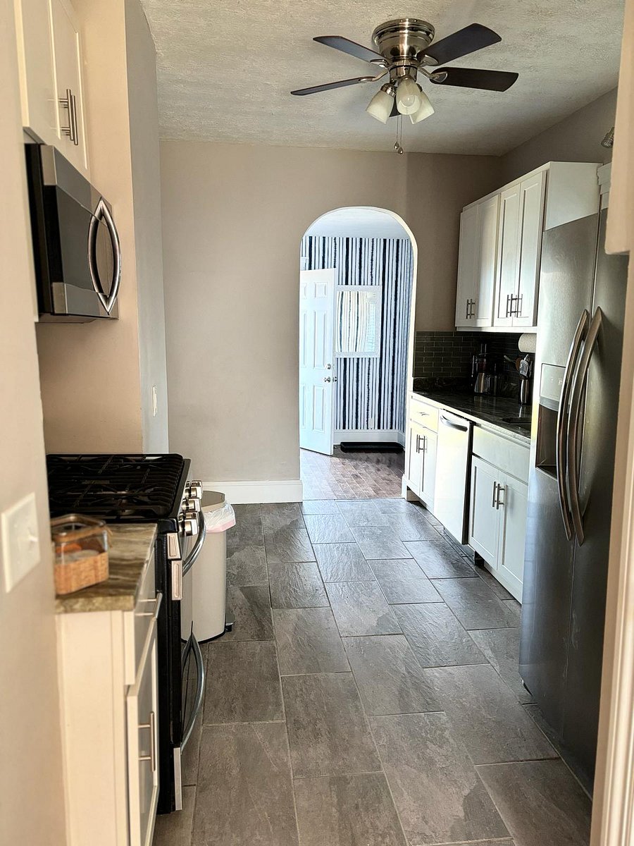 Spacious kitchen