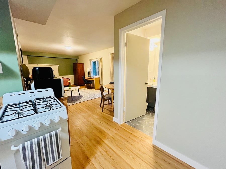 Furnished Finder property 657136_1 photo 8