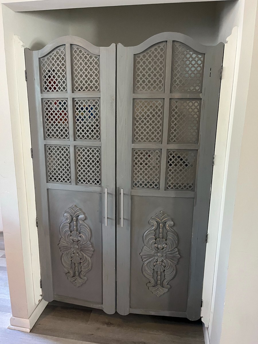 Laundry closet