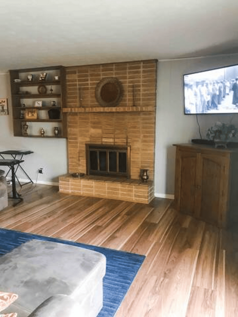 Living Area - Fireplace is not usable