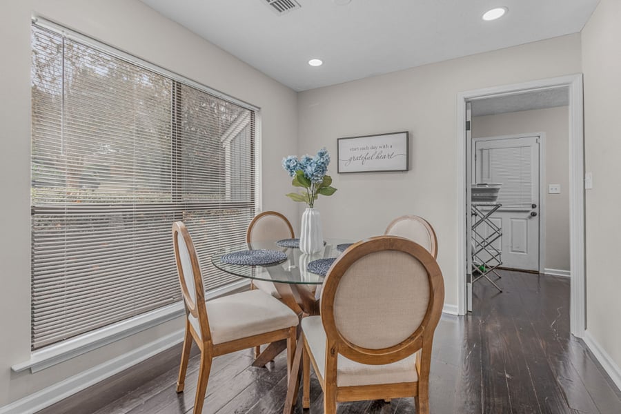 Furnished Finder property 657306_3 photo 17