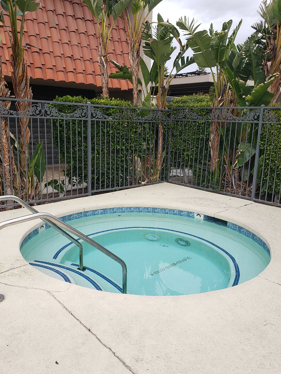 Furnished Finder property 657422_1 photo 24