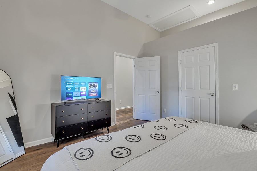Furnished Finder property 657460_1 photo 18