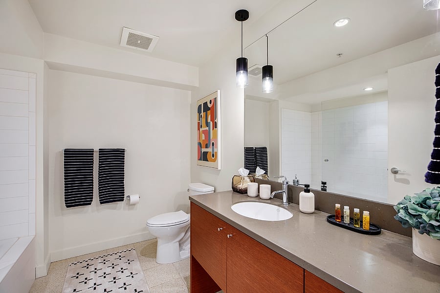 Modern bathroom