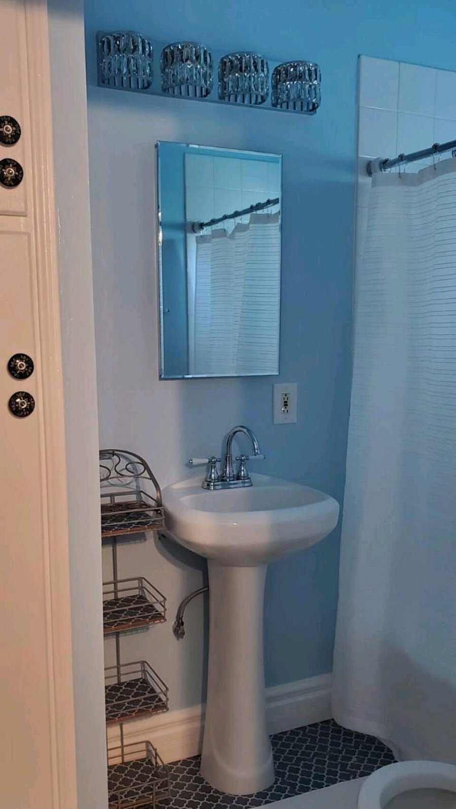 Furnished Finder property 657528_1 photo 15