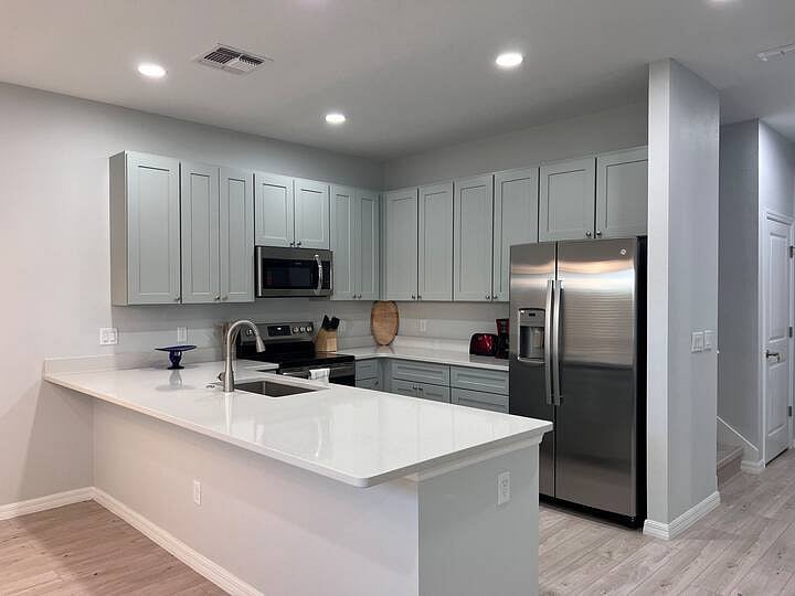 Furnished Finder property 657547_2 photo 13