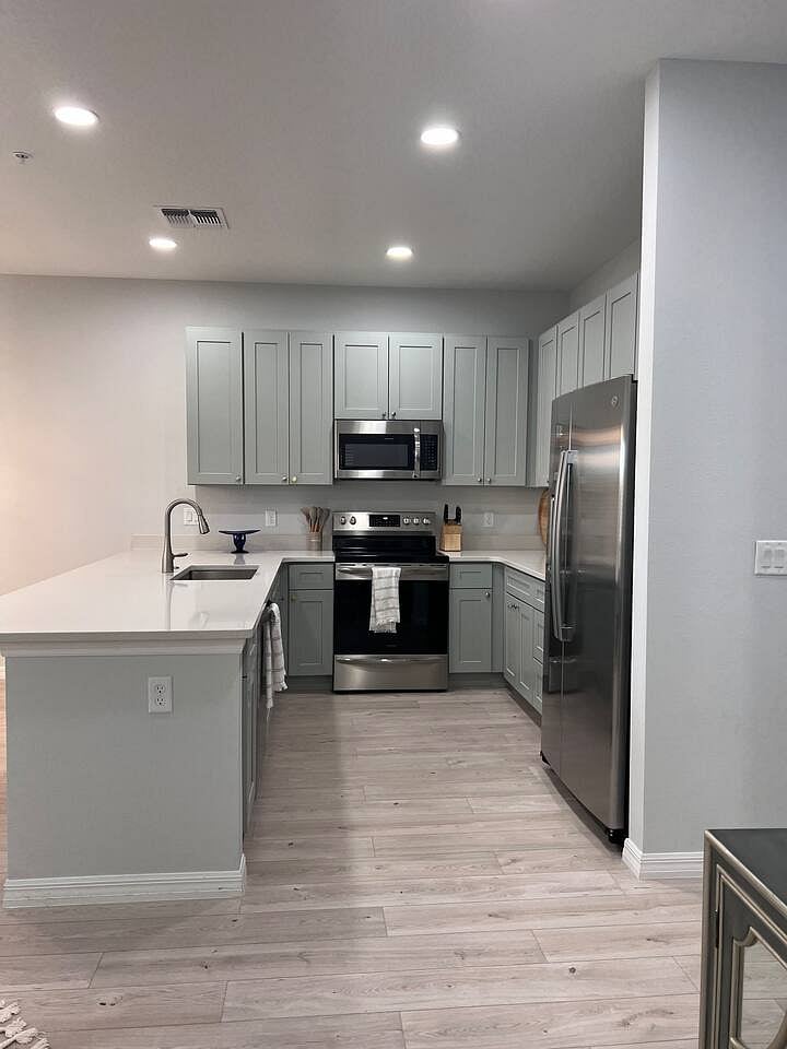 Furnished Finder property 657547_2 photo 14