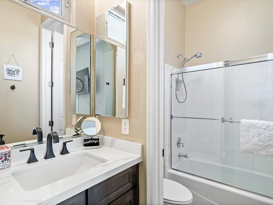 Furnished Finder property 657590_1 photo 24