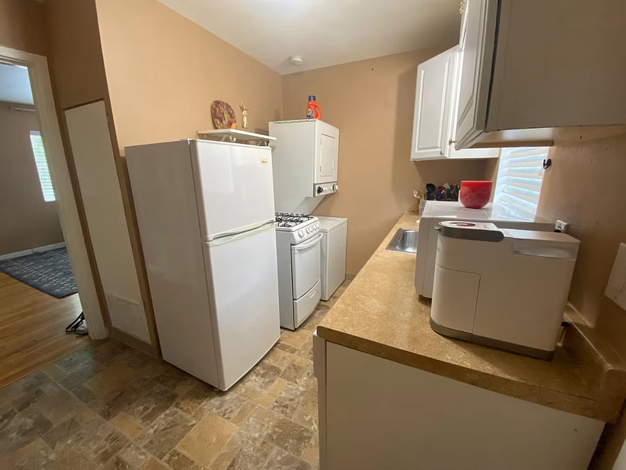 Furnished Finder property 657605_2 photo 9