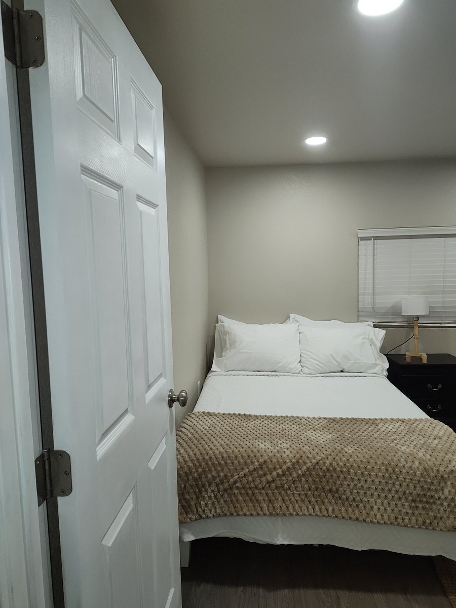 Furnished Finder property 657677_1 photo 44