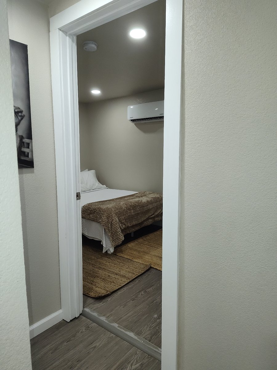 Furnished Finder property 657677_1 photo 55