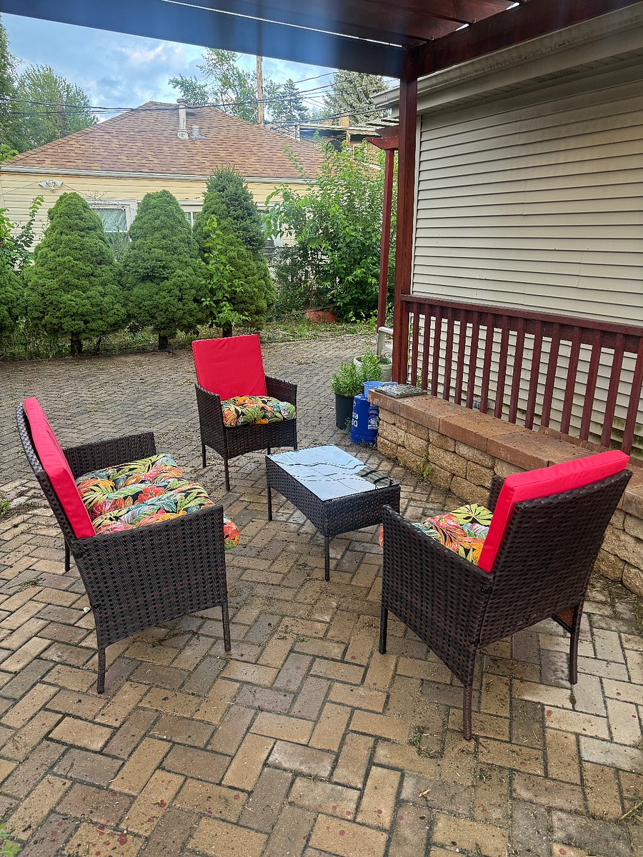 Shared patio space, great for summer afternoons and entertaining
