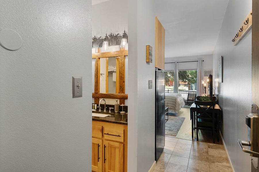 Furnished Finder property 657998_1 photo 5