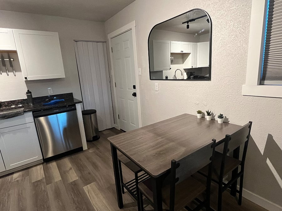 Furnished Finder property 658028_1 photo 10