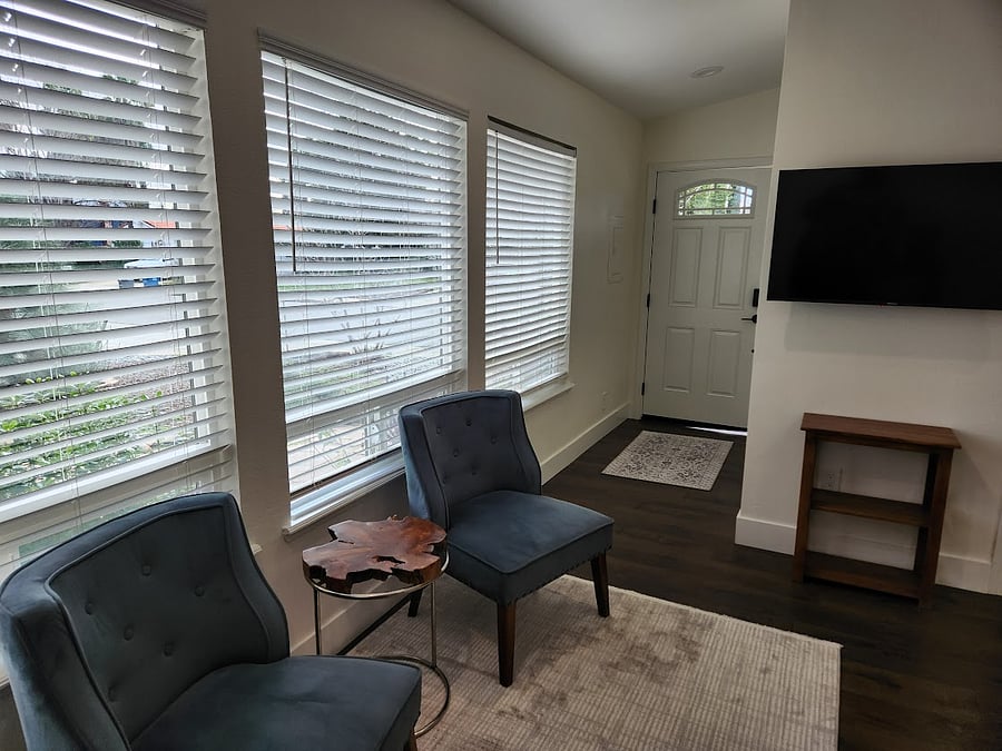 Furnished Finder property 658057_1 photo 3