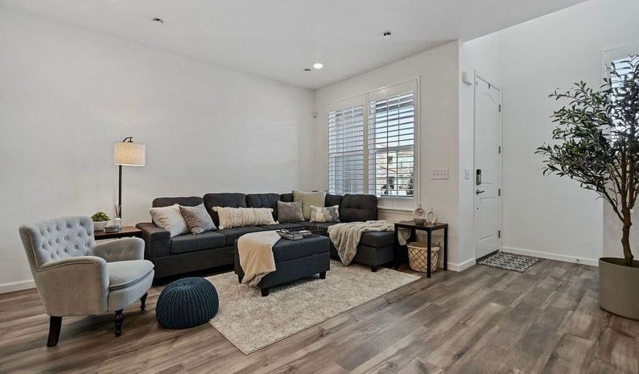 Furnished Finder property 658064_1 photo 2