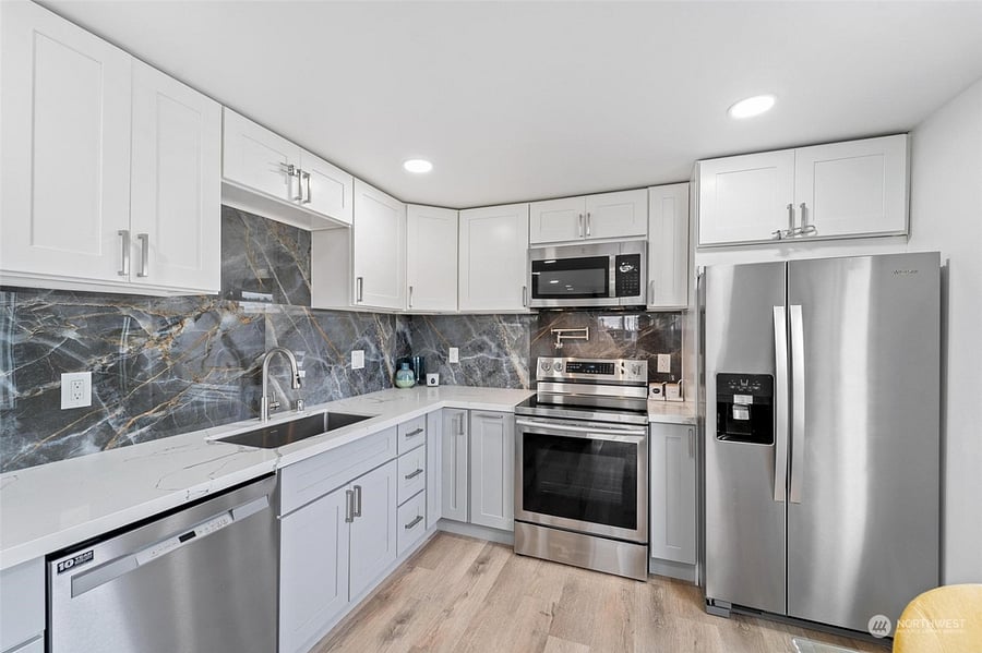 Furnished Finder property 658082_1 photo 6