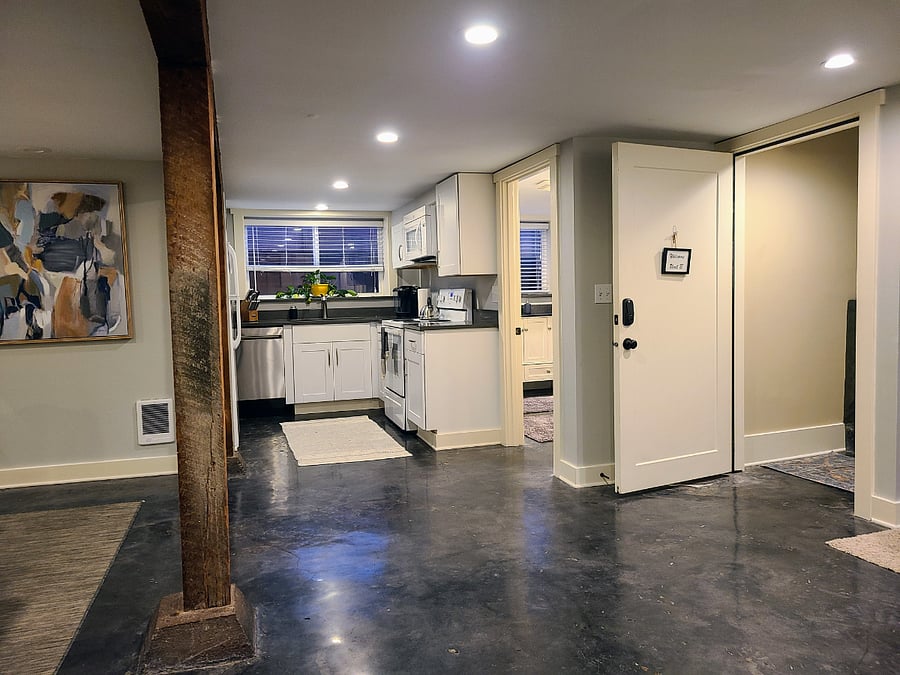Furnished Finder property 658136_1 photo 3