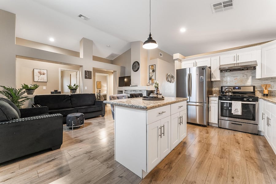 Furnished Finder property 658354_1 photo 13