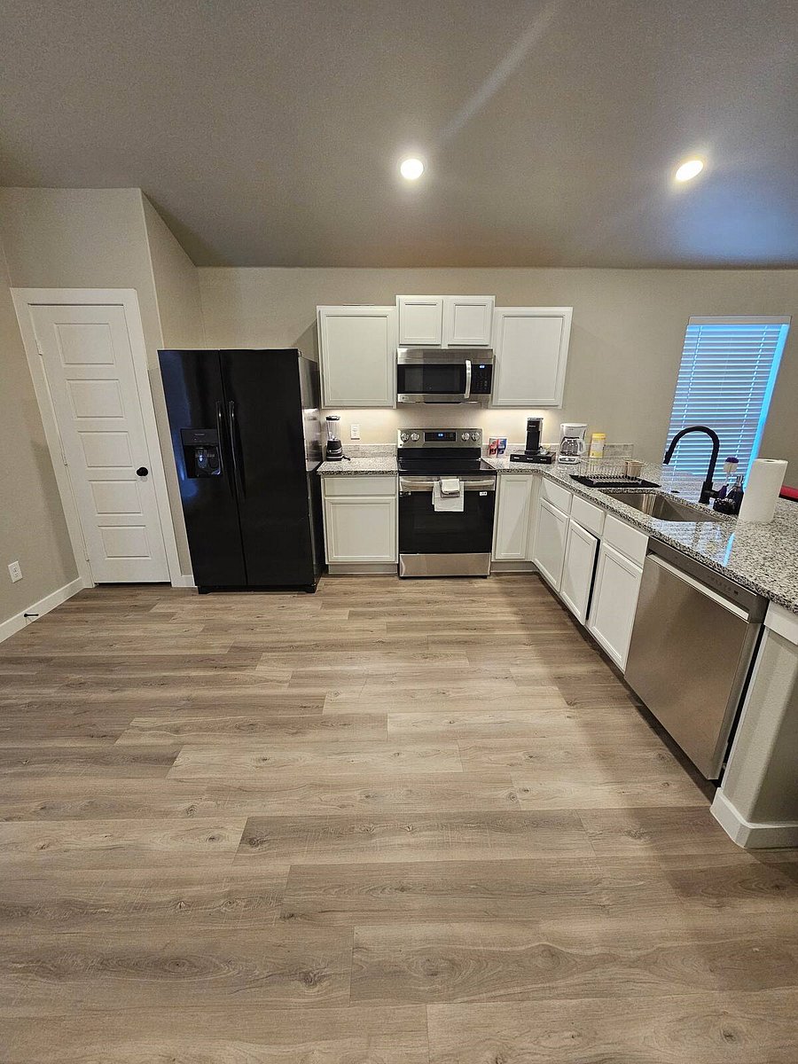 Furnished Finder property 658411_1 photo 11