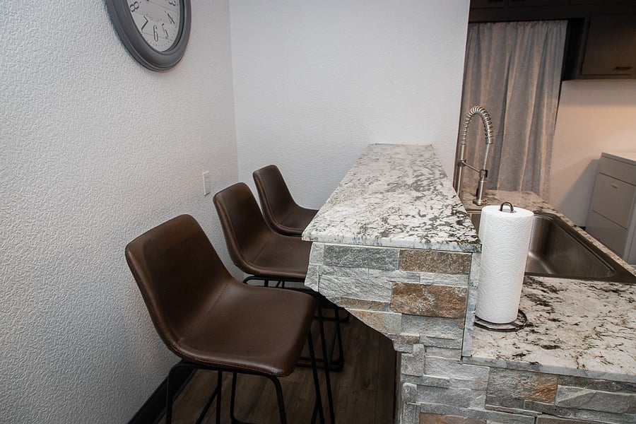 Kitchen Bar