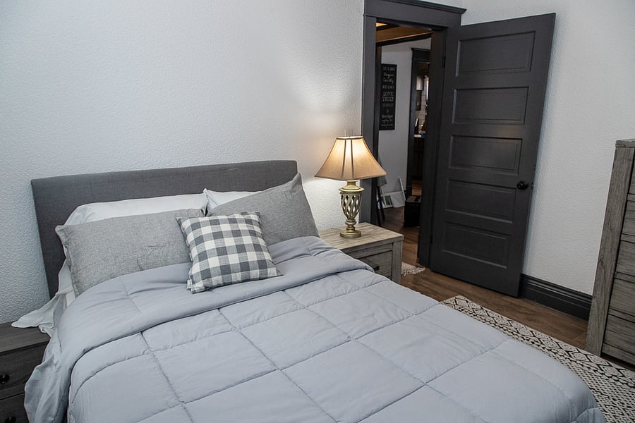 Twin Bedroom
