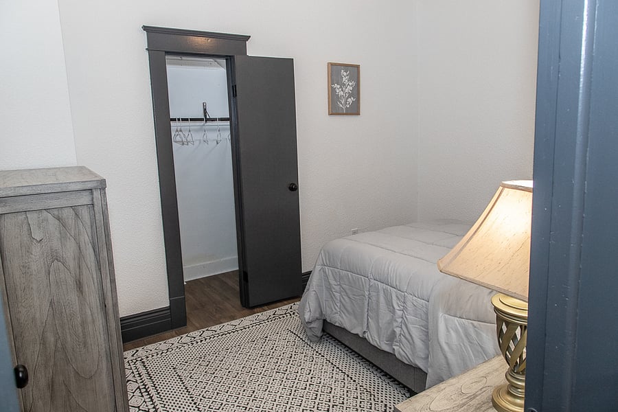 Twin Bedroom