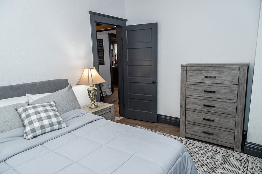 Twin Bedroom