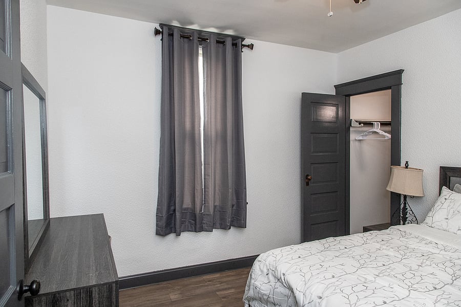 Queen Bedroom