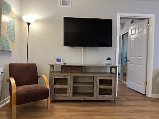 wall mounted 55 inch smart tv