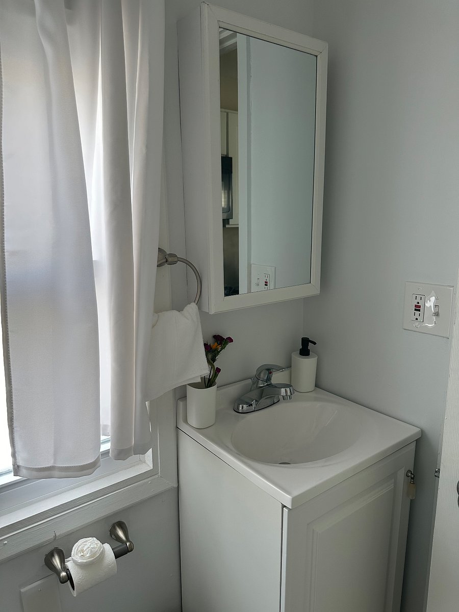 Furnished Finder property 658489_1 photo 11