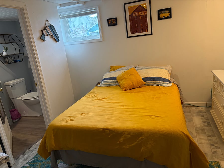 Full size bed new within the last three years. Comfortable, all linens provided.