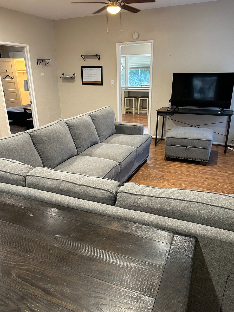 Living room with SMART TV access