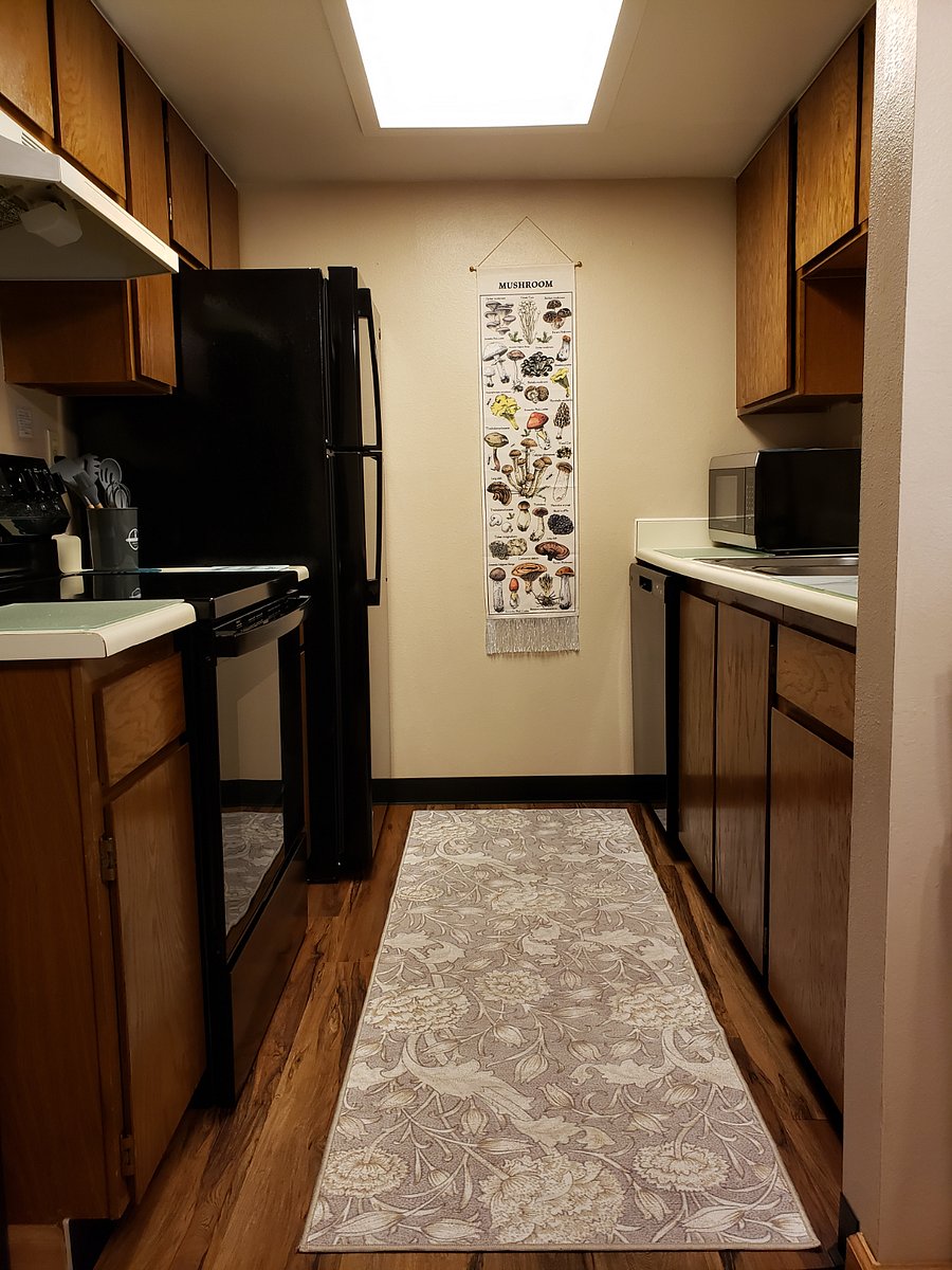 All-new full-size kitchen appliances, cooking and dining essentials included