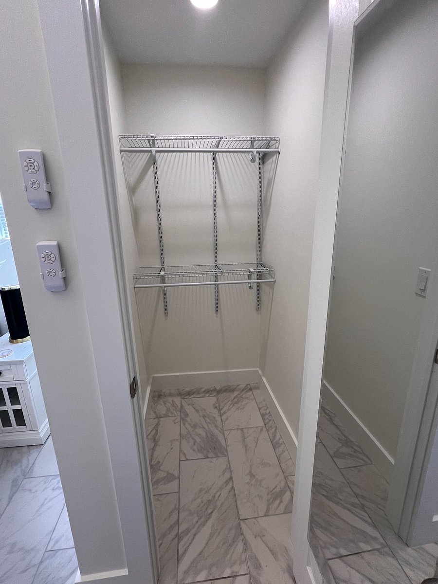 Walk In Closet