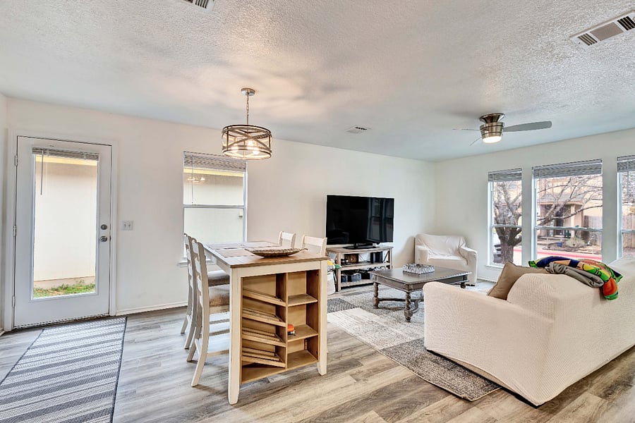 Furnished Finder property 659014_1 photo 4