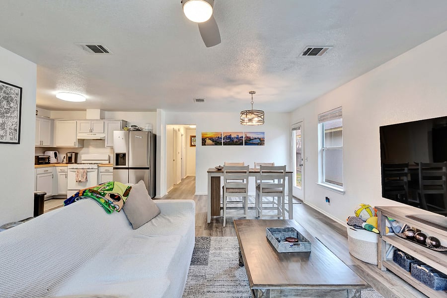 Furnished Finder property 659014_1 photo 8