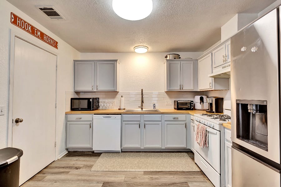 Furnished Finder property 659014_1 photo 9