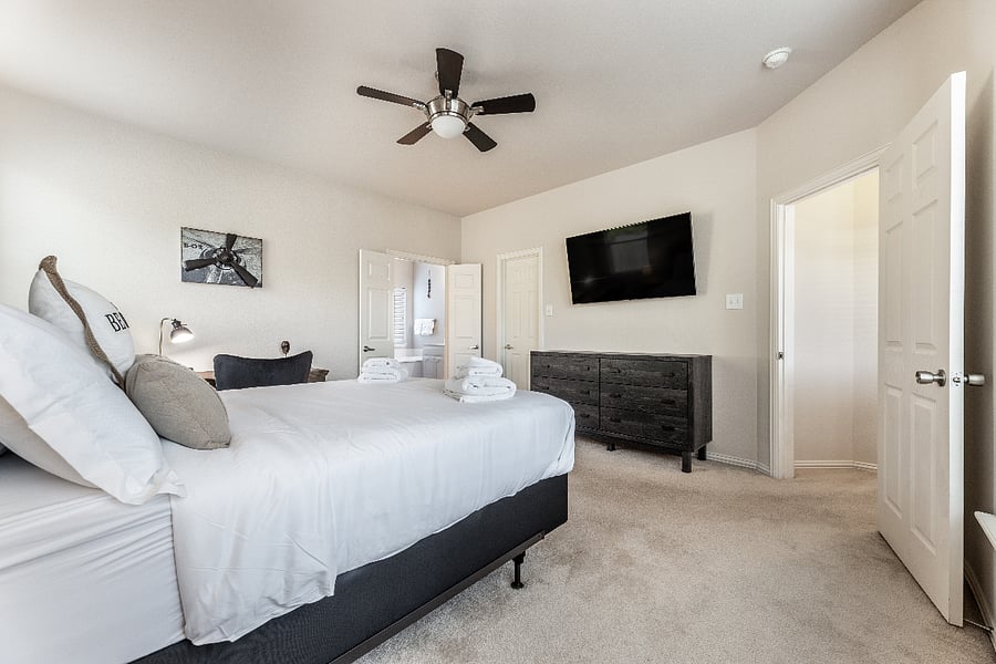 Furnished Finder property 659236_1 photo 38
