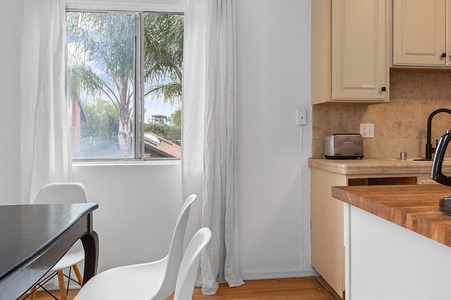 Furnished Finder property 659264_2 photo 6