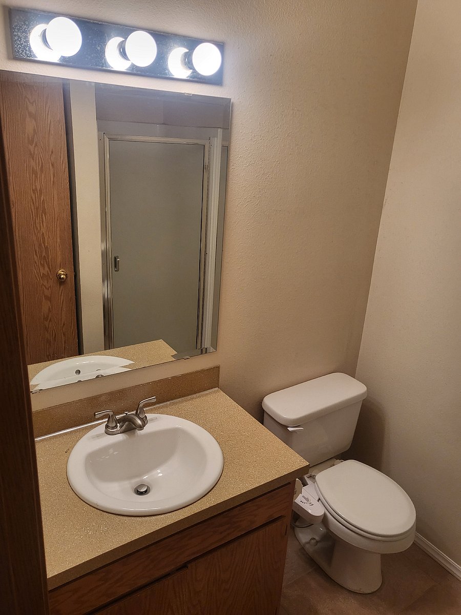 Main level bathroom