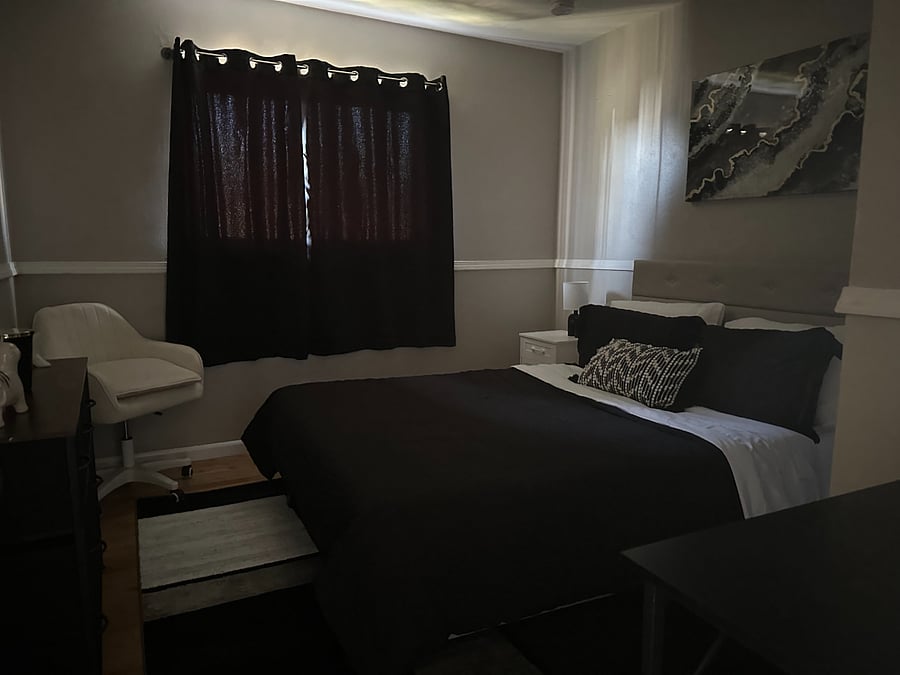 Option 4 for Bedroom